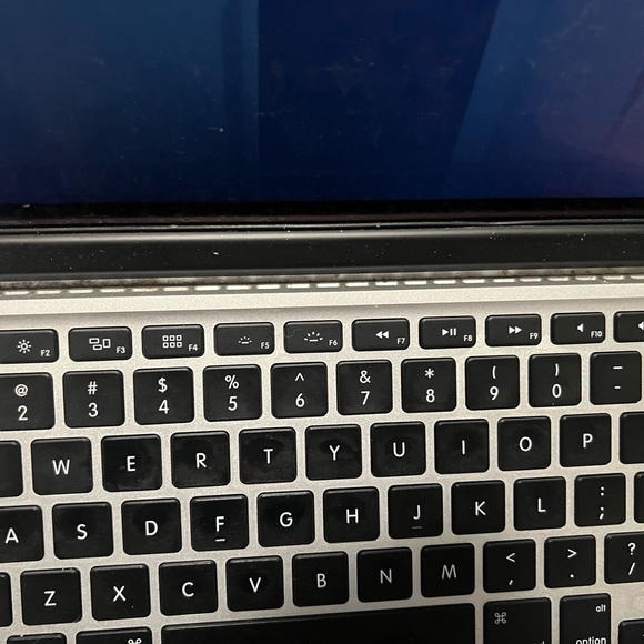 Apple MacBook Pro 13" RETINA Model A-1502 Laptop • For Parts Only - Picture 9 of 16